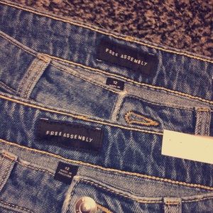 Free Assembly 90’s straight leg jeans.